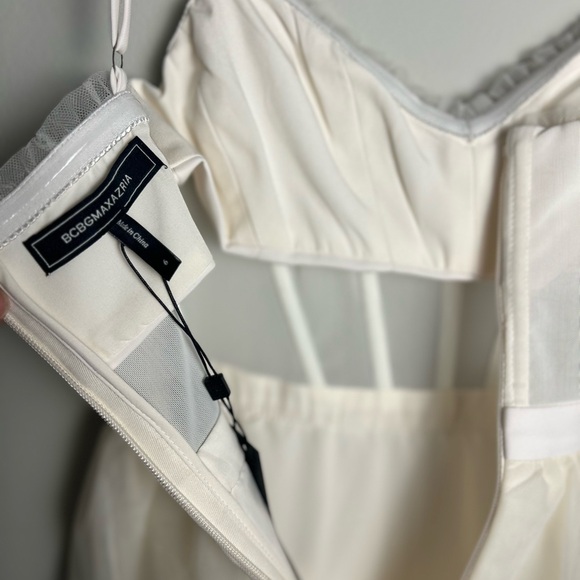 BCBGMAXAZRIA Tulle Gown Size 6 Color Gardenia - Picture 5 of 10
